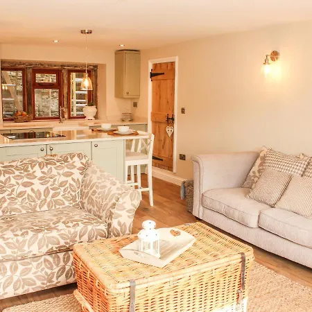 Holiday home 11 Lane End